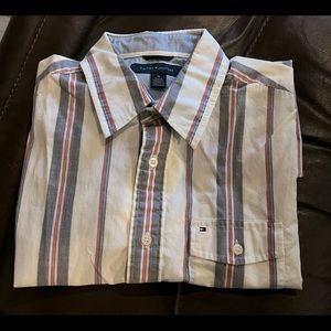 Tommy Hilfiger short sleeve button up !